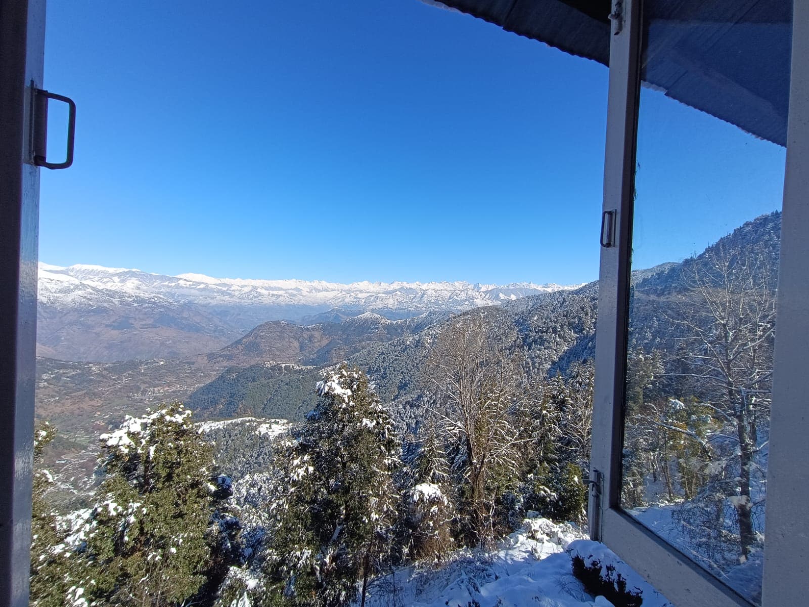 Hotel Surya Resort Dalhousie - Tap to explore photos