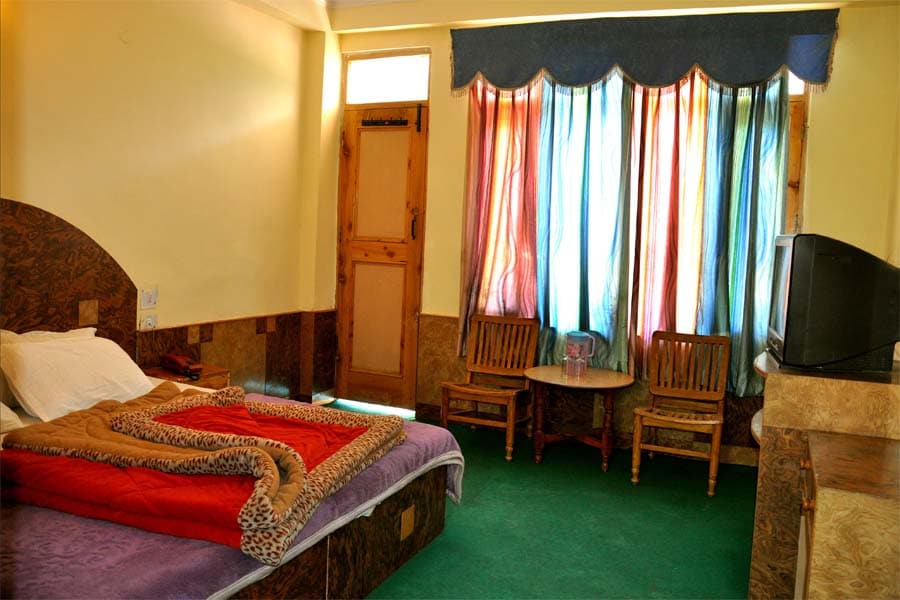 Hotel Ashoka Inn - Tap to explore photos