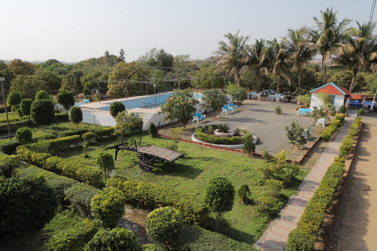 Gir 1 Family Resort - Tap to explore photos