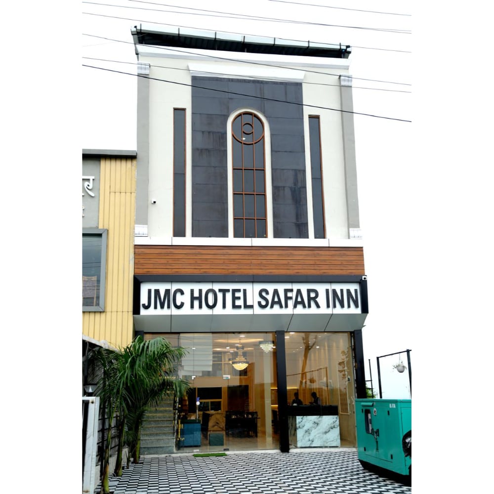 JMC Hotel Safar Inn, Mhow - Tap to explore photos