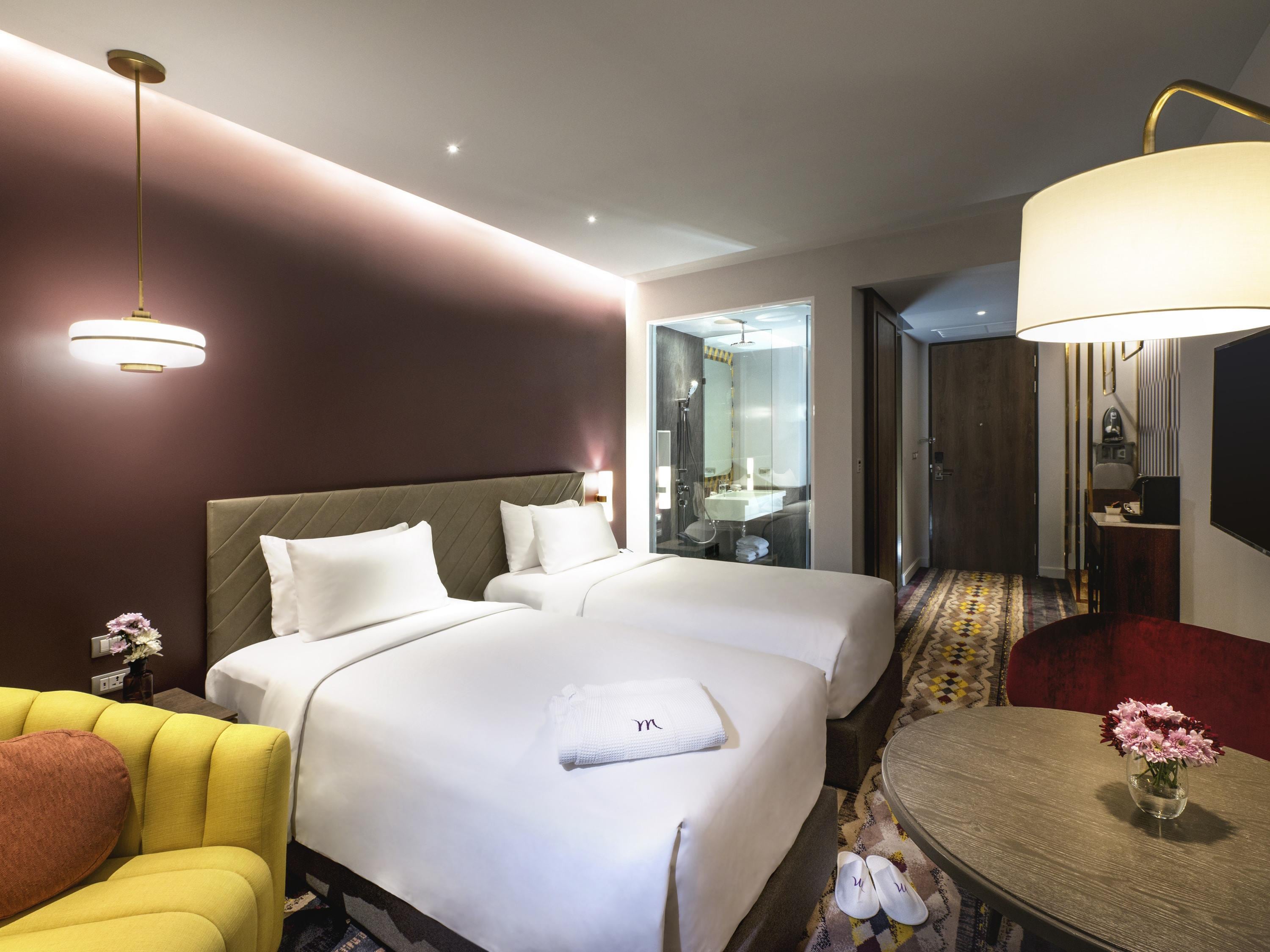 Mercure Bangkok Sukhumvit 24 - Tap to explore photos