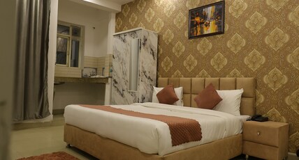 Leluxe Boutique Hotel Room Type - Deluxe room With Wifi