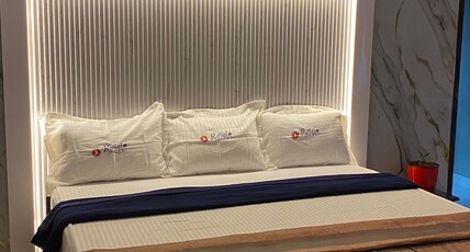 HOTEL ROYAL PARK Room Type - Executive Twin
