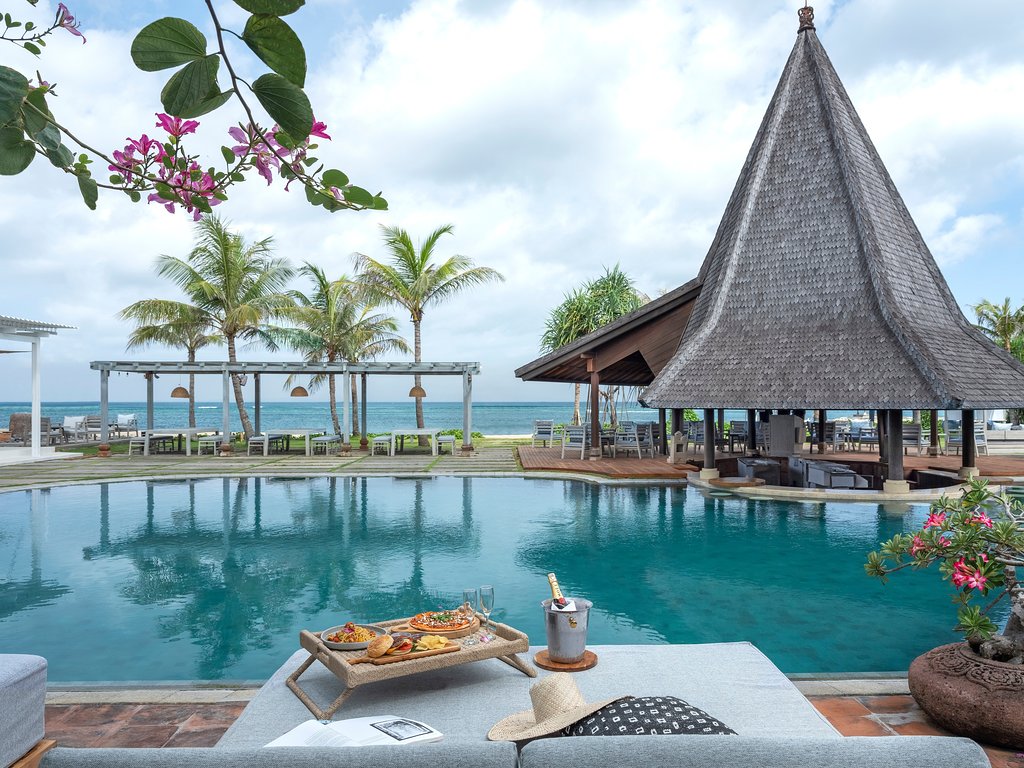 Sadara Resort - Tap to explore photos