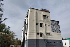 Shree Skantha's Inn