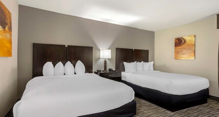 Best Western Plus Jonesboro Inn and Suites Room Type - 2 Queen Beds, Non-Smoking, Microwave And Refrigerator, Work Desk, Wi-Fi, Full Breakfast