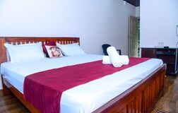 Deluxe Rooms