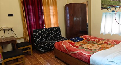 MERRY VILAS Room Type - Small Double Bedroom