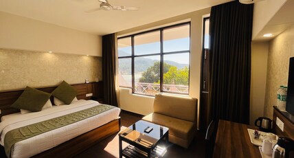 Hotel The Great Ganga Room Type - Super Deluxe Room Partial Ganga View with Balcony