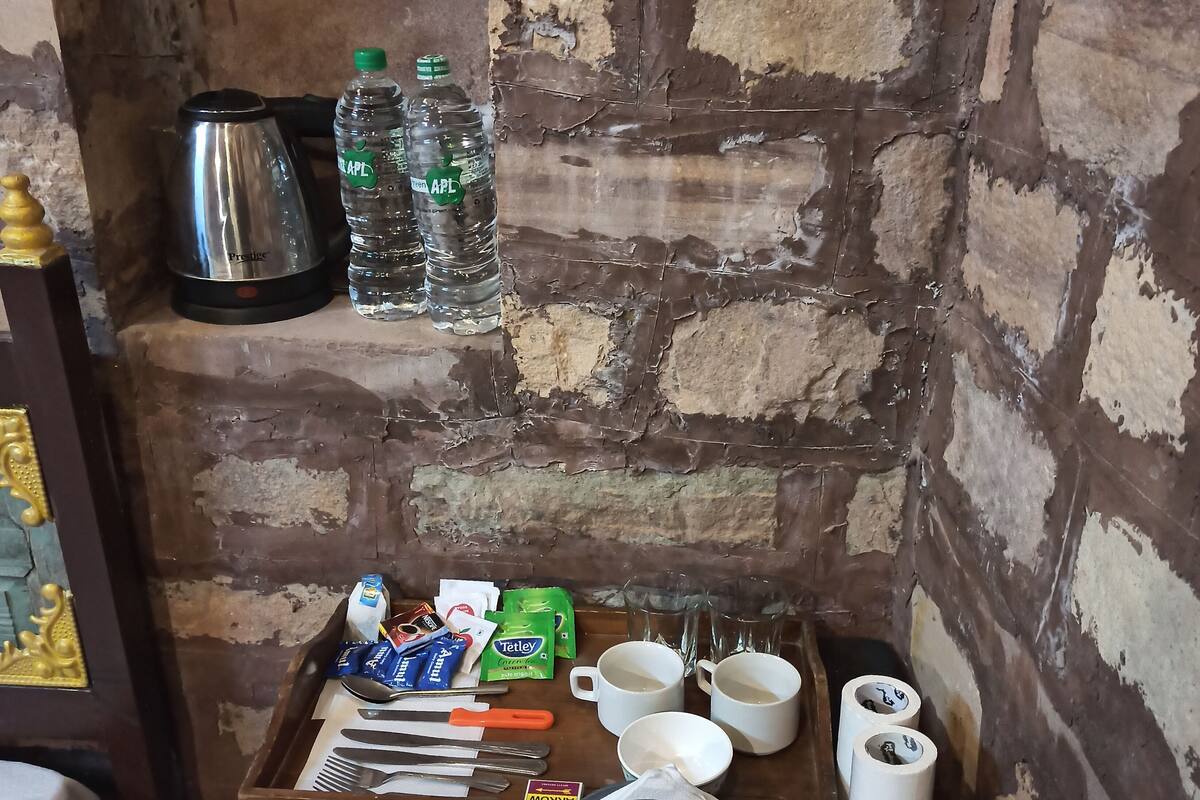 Shangri La Homestay - Tap to explore photos