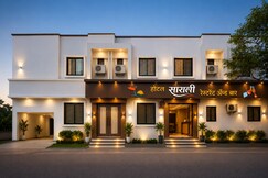 Hotel Sayali