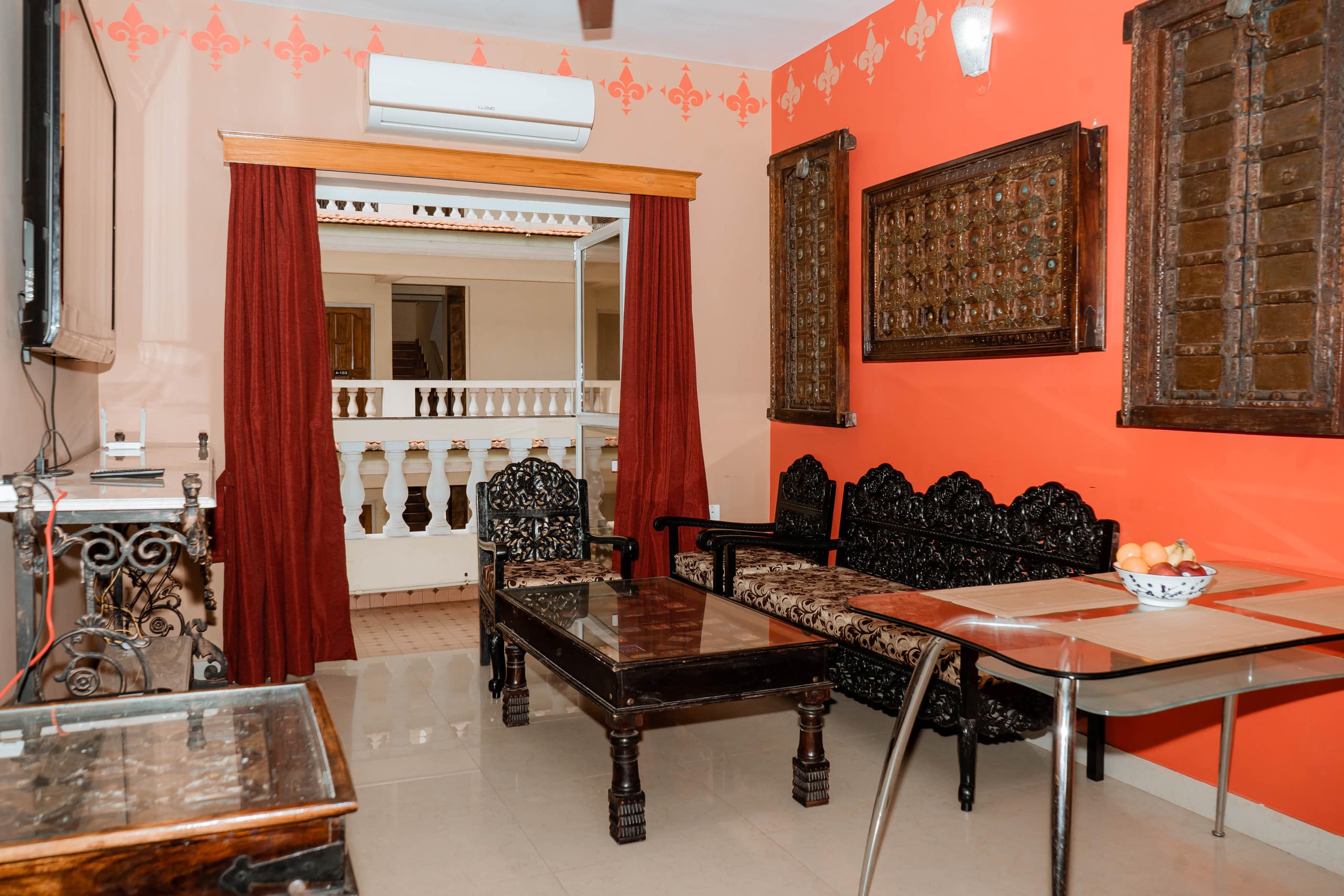 Main gallery