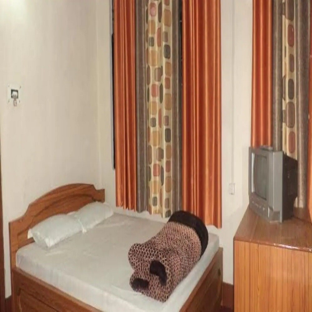 Shreeniketan Lodge - Tap to explore photos