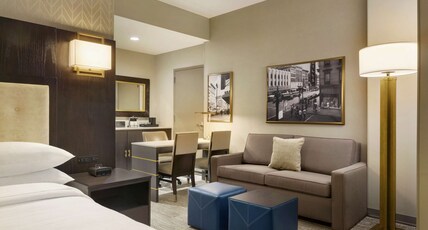 Embassy Suites by Hilton Syracuse Destiny USA Room Type - 1 KING BED ONE ROOM SUITE