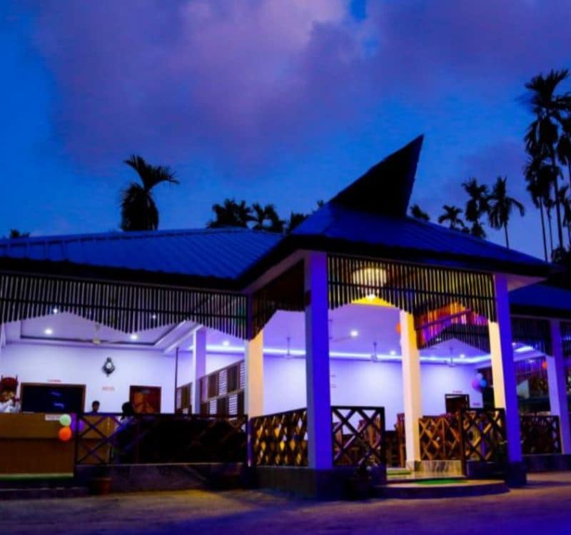 Laxmi Continental Resort - Tap to explore photos