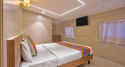 Via Woodlands Room Type - Deluxe Room