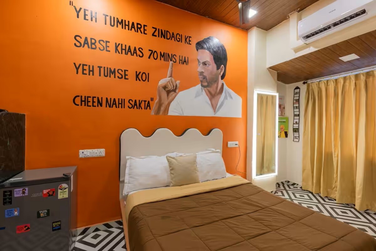 Bollywood Themed BNB in B-Town - Tap to explore photos