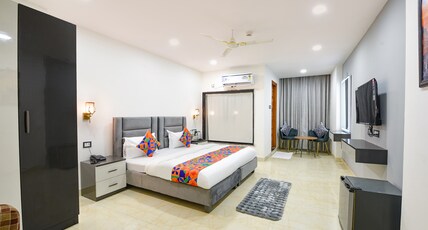 FabHotel Prime The Aroma Room Type - Premium Room