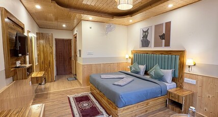 The Trippy Tribe Manali Room Type - Deluxe Room With Common Balcony