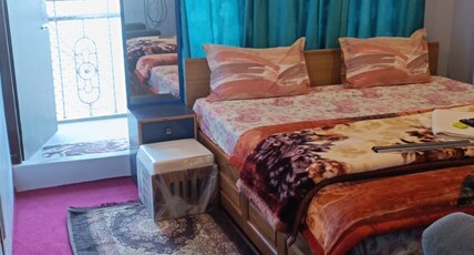 Shiv Inn Homestay Room Type - Private Balcony Full View 4th floor