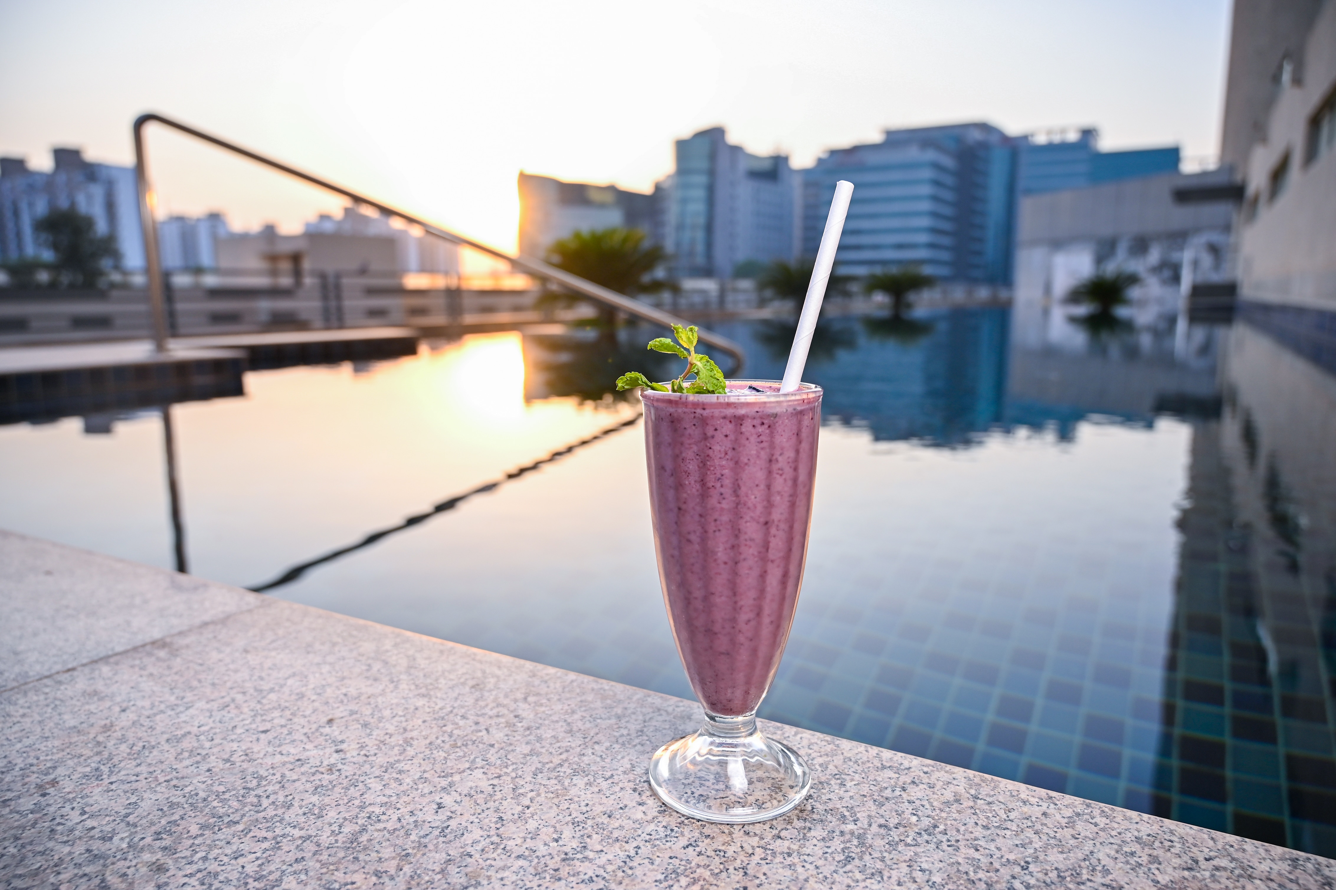 Alivaa Hotel Gurugram Sohna Road City Center - Tap to explore photos
