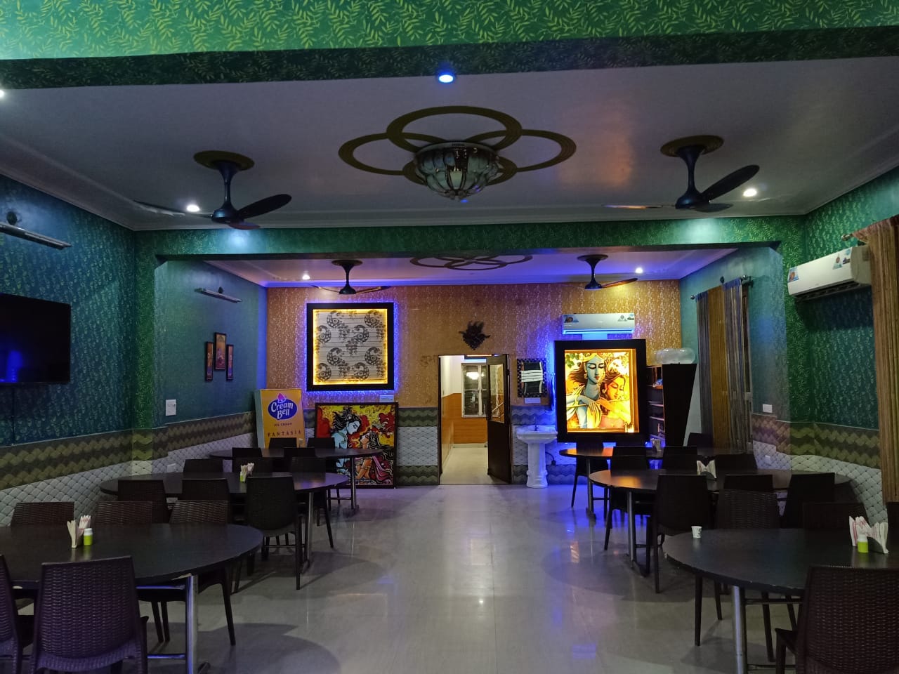 Main gallery
