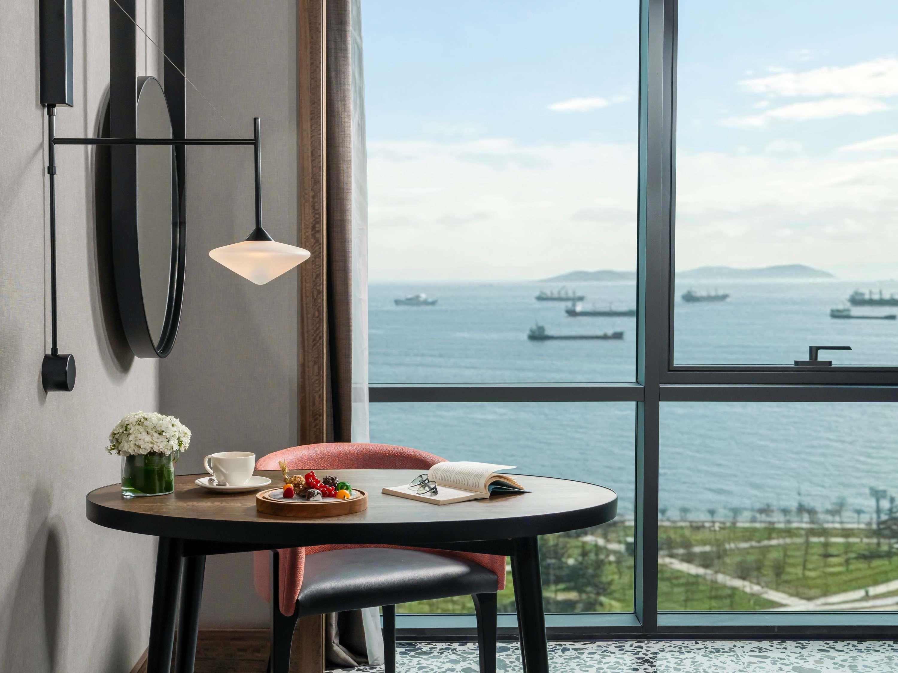 Movenpick Hotel Istanbul Marmara Sea - Tap to explore photos