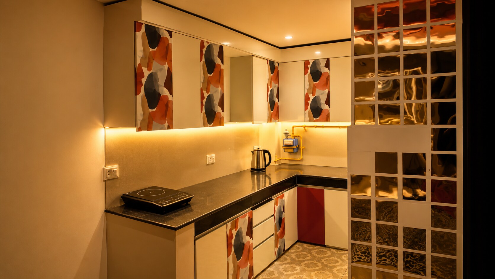 Elegant 1BHK in Vasant Kunj - Tap to explore photos