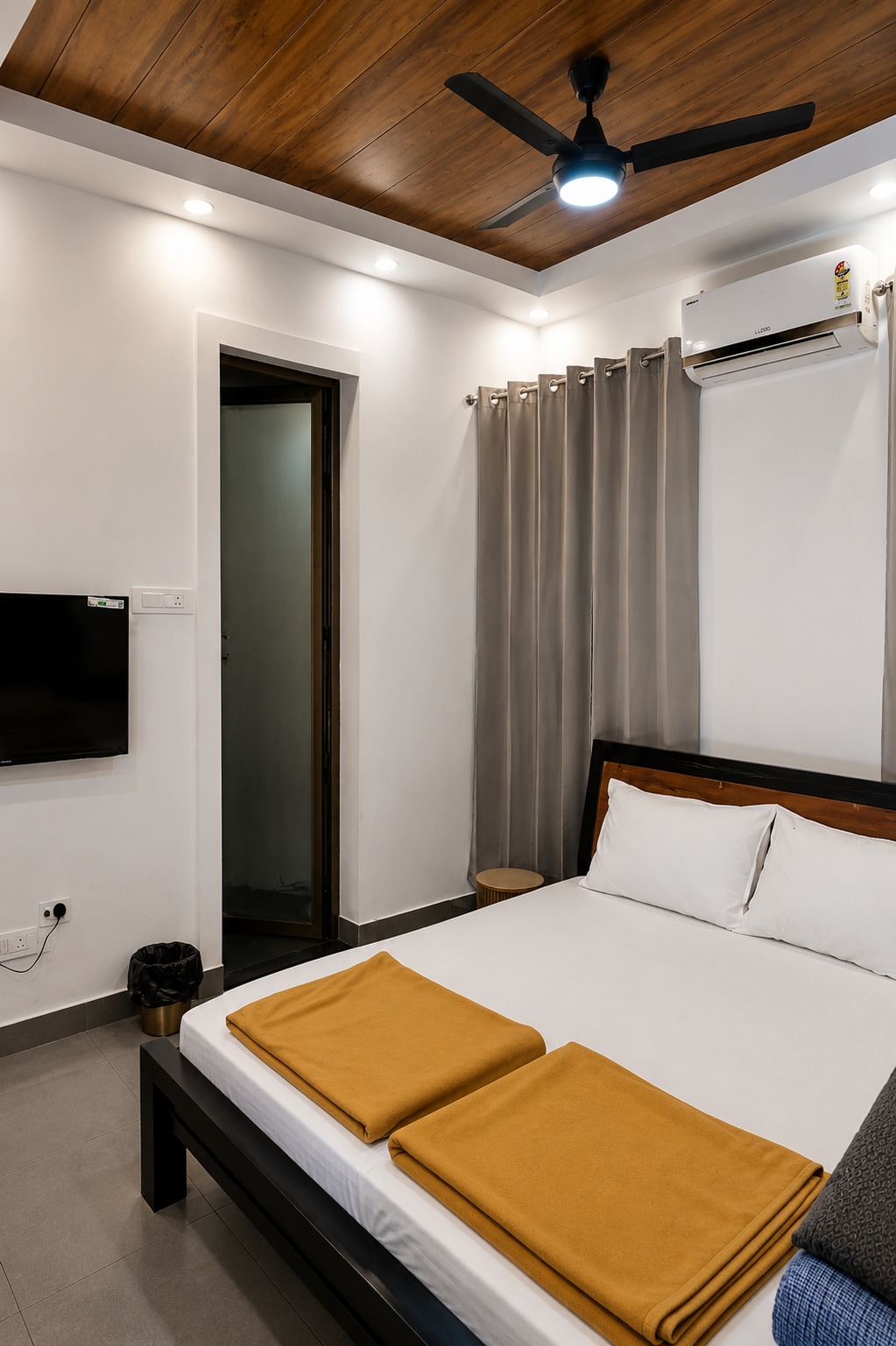 SRK LUXE RESORT - Tap to explore photos