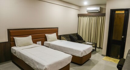 Hotel Metropolis Room Type - Pearl AC Twin Bed Room