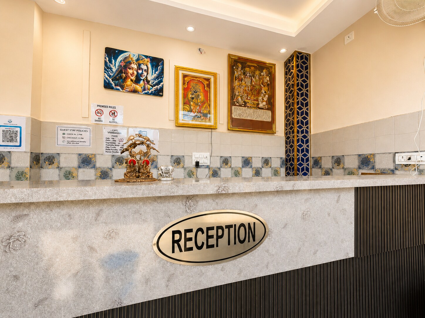 Hotel Baldev Palace - Tap to explore photos