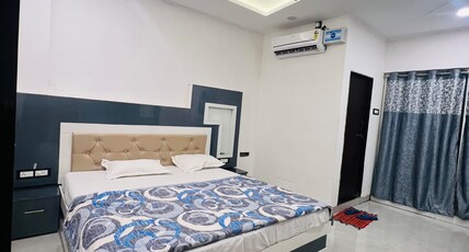 Daksh shree hotel and restaurant Room Type - Bedroom 106