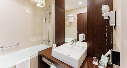 Holiday Inn ZILINA Room Type - 2 Single Standard Mountain View