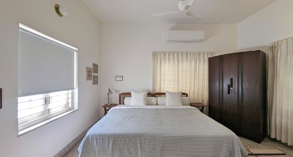 Fouzdar House - A LuxUnlock Private Retreat Room Type - Fouzdar Room