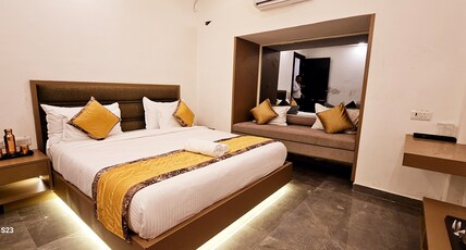 Jungle Safari by K3 Club And Resort Room Type - Suite Room with Bathtub Jungle Safari by K3 Club And Resort Room Type - Suite Room with Bathtub