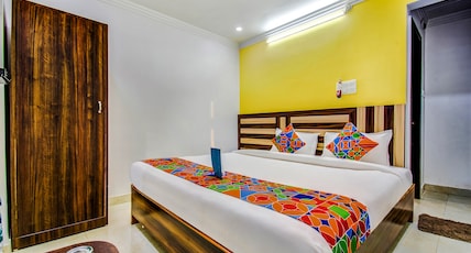 FabHotel Grand Sheela Room Type - Deluxe Room FabHotel Grand Sheela Room Type - Deluxe Room