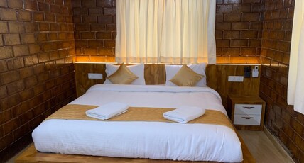 LOVE GREEN RESORTS Room Type - Deluxe Room