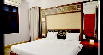 Hotel Mani Room Type - Deluxe AC Room