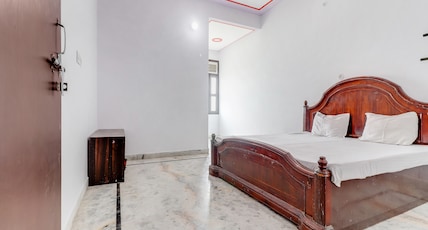Radha Krishna Palace Room Type - Non AC Room