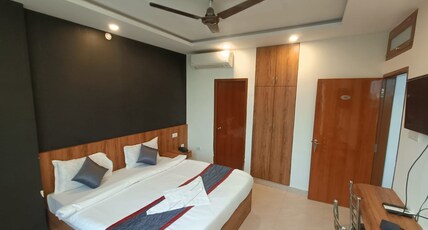 Orchid Stay Room Type - Deluxe Room