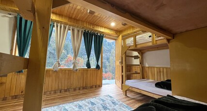 Rubaroo Room Type - Premium Mixed Dorms 4 beds