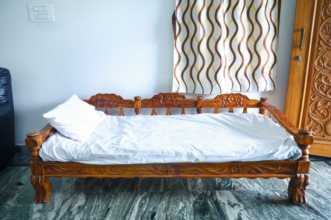 VVC Homestays - Tap to explore photos