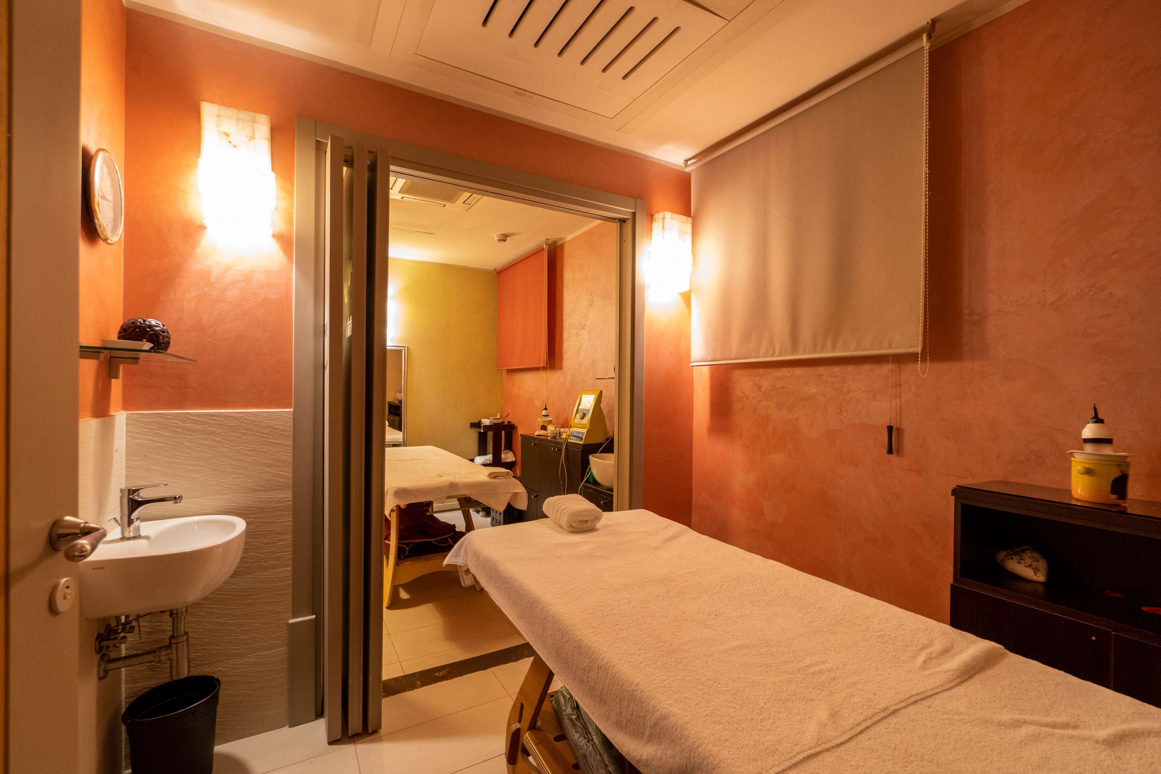 Best Western Plus Hotel Perla Del Porto - Tap to explore photos
