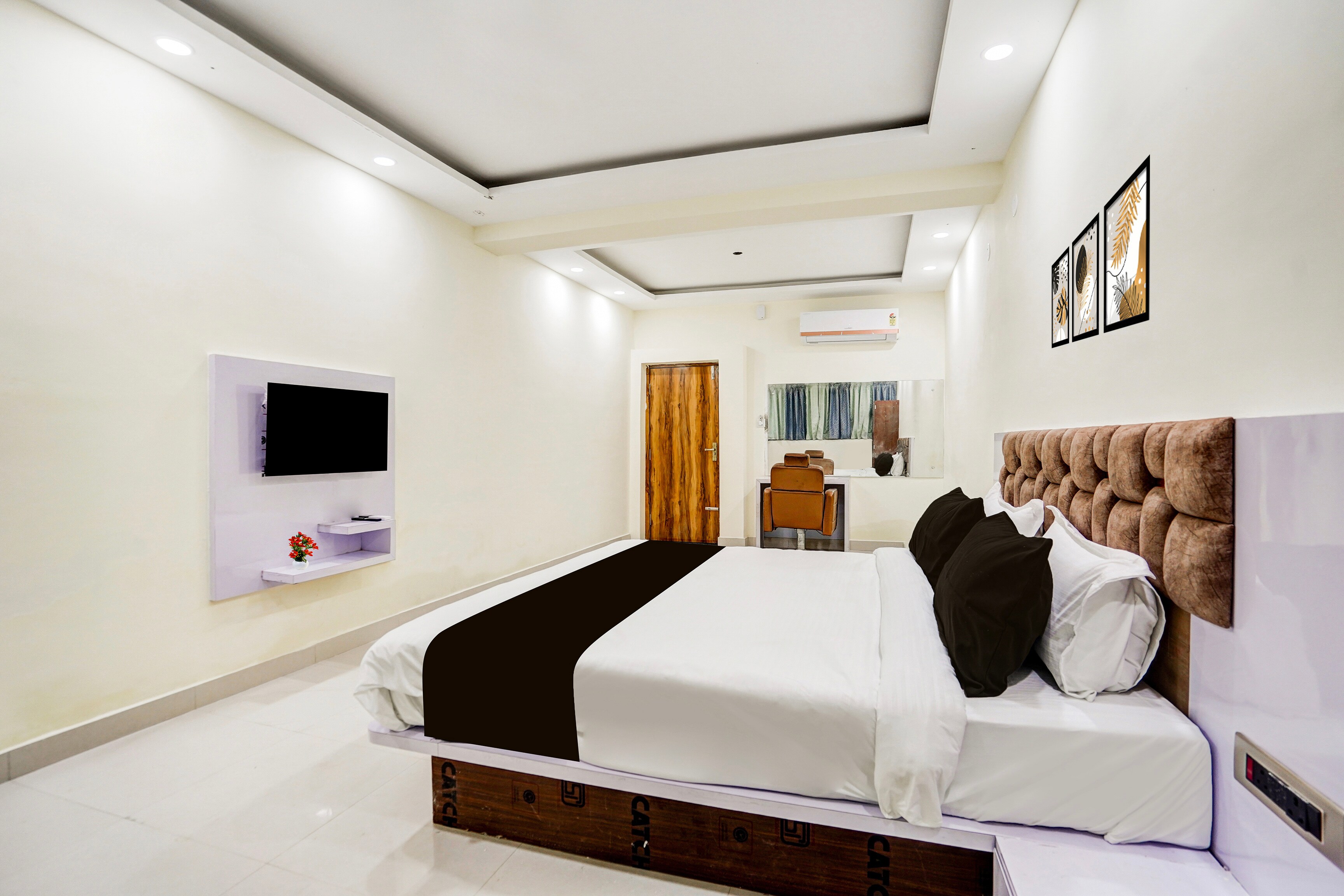 Collection O BIT Mesra Ranchi Formerly Hotel Sapphire Grand - Tap to explore photos
