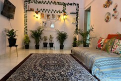 A cozy   peaceful entire 1bhk house near the beach