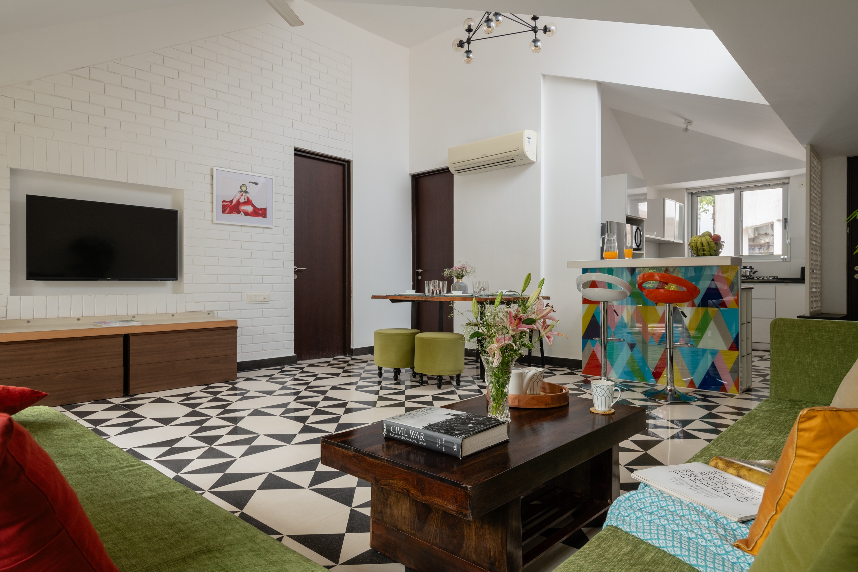 El Arbol by The Blue Kite - 2BHK Apt with Rooftop Pool & Housekeeping near Candolim Beach (304) - Tap to explore photos