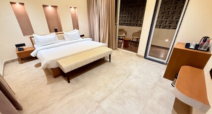 Pushpak Farms Room Type - Premium Room with Open Shower