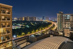 Photos of The Perch 14th- Cozy 1BHK Studio-City View-In Mall