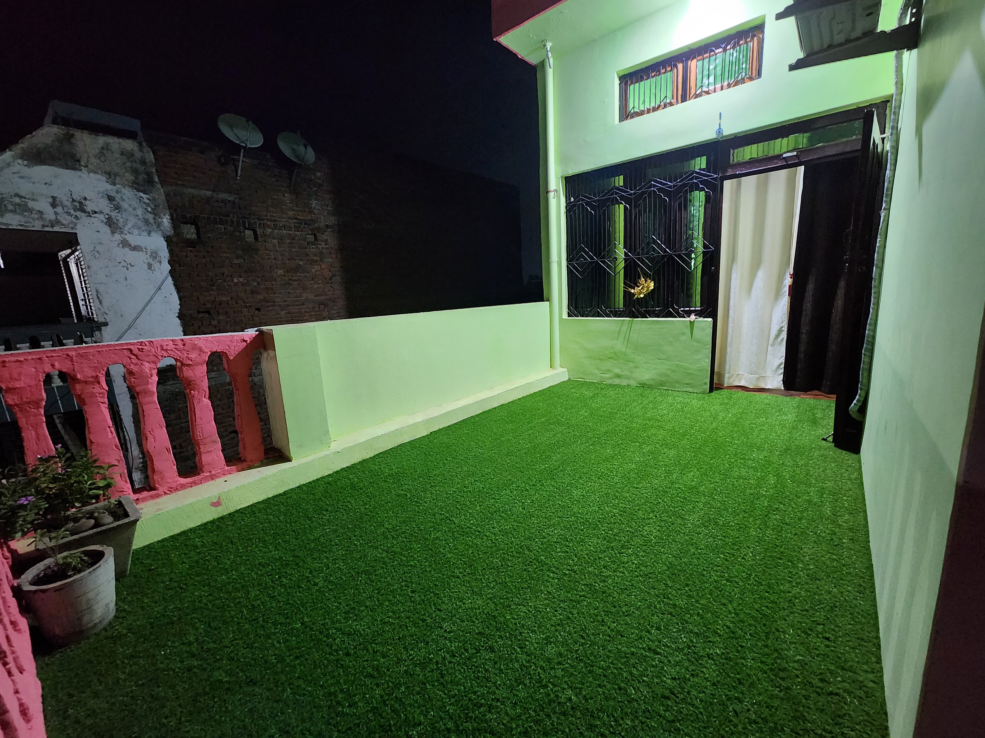 Vandana Homestay | 2 Km from Ramjanmbhoomi - Tap to explore photos