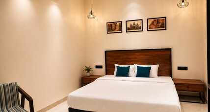 Rasa - Boutique Homestay, Kashi Room Type - Deluxe Double Room with Shared Bathroom